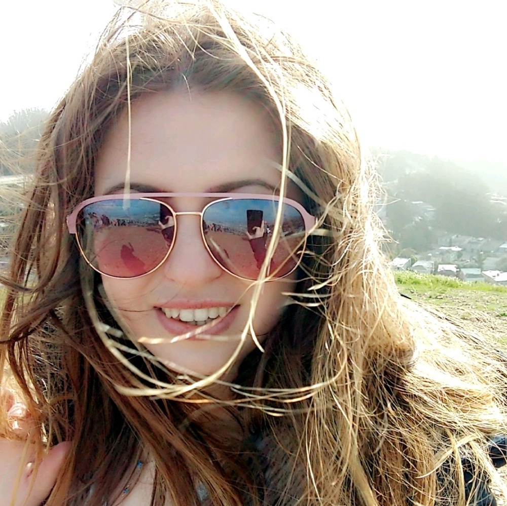 Meet your Posher, Alina